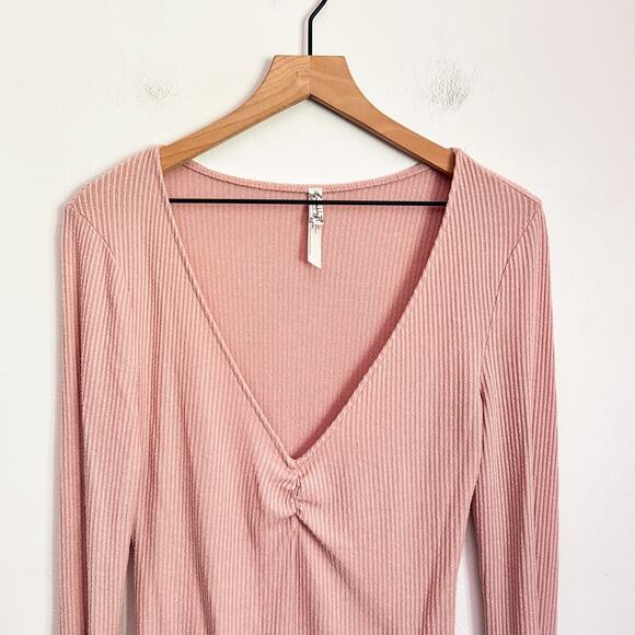 Free People Intimately Ribbed Long Sleeve Bodysuit Pink Size L - Picture 2 of 7